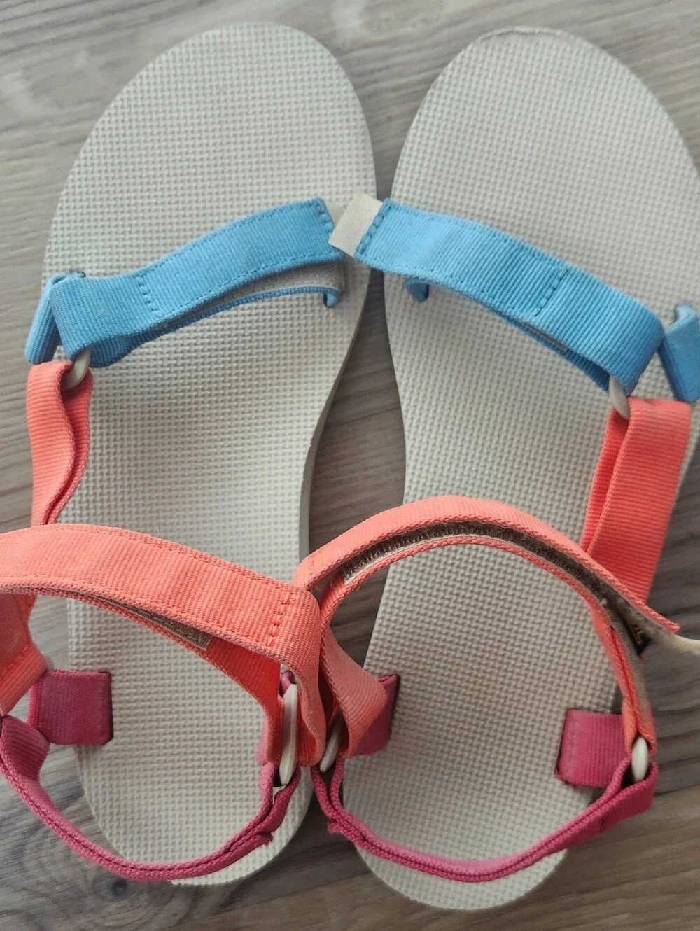 Lightweight Coral and Blue Strap Women's Sandals TEVA SIZE 10 EU 41